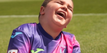 El CD Leganés pide ayuda para Uriel, un pequeño aficionado: necesita una silla de ruedas especial