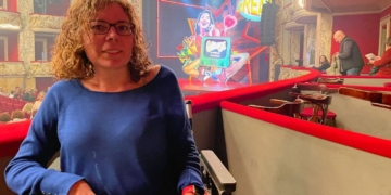 La vida de Montse Font, desde la lupa de las redes sociales: reclamar la accesibilidad en una silla de ruedas