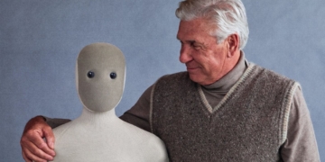 Neo, el nuevo asistente personal humanoide personas dependientes