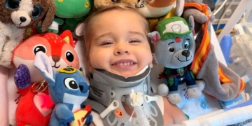 Oliver Staub, pequeño con lesión en la médula espinal
