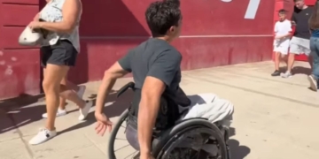 Pablo Tovar muestra la accesibilidad del Ramón Sánchez Pizjuán