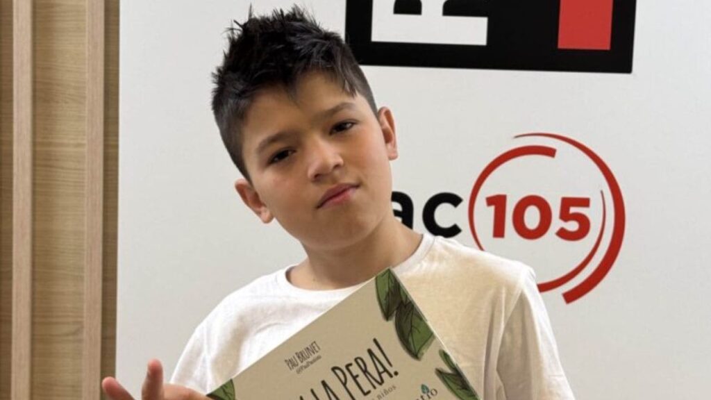 Pau Brunet, un niño con autismo, explica su sistema para aprender los días de la semana