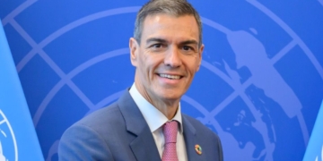 Pedro Sánchez anuncia un Real Decreto para hacer efectiva la Ley ELA y reforzar el Sistema de la Dependencia