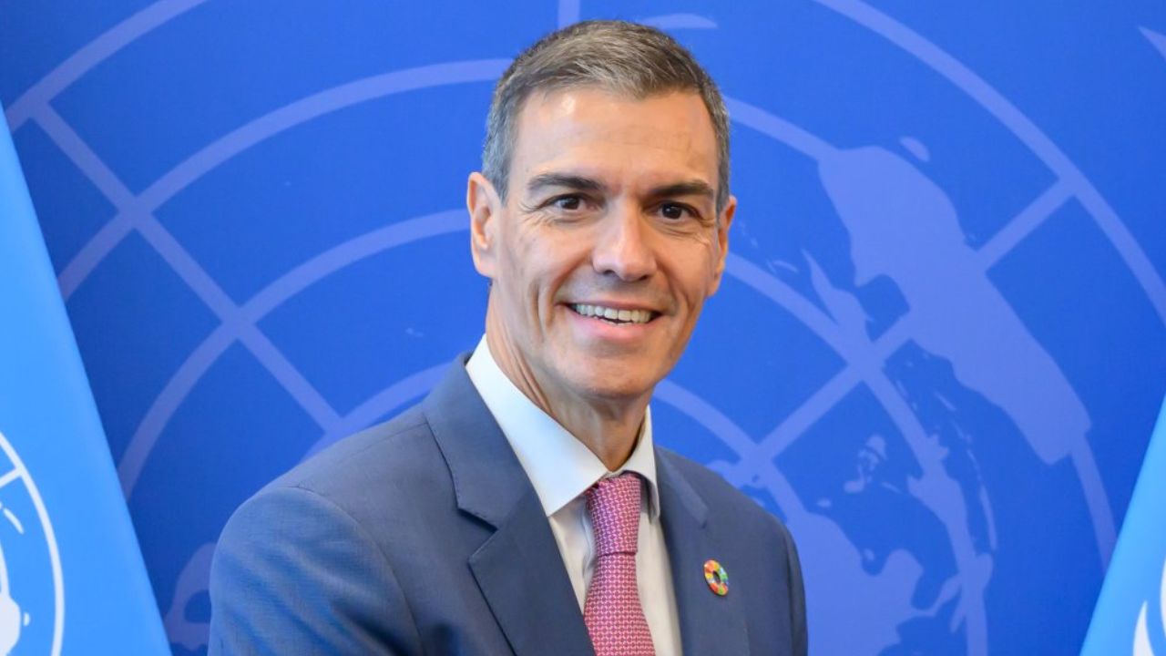 Pedro Sánchez anuncia un Real Decreto para hacer efectiva la Ley ELA y reforzar el Sistema de la Dependencia