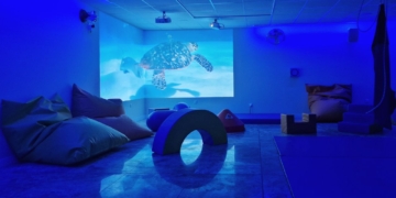 Sala sensorial para personas con autismo en el aeropuerto de Alicante