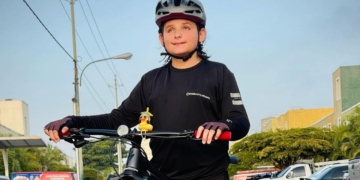 Sebastián, un niño ciego que ha aprendido a montar en bicicleta: "Mi misión es promover la inclusión"