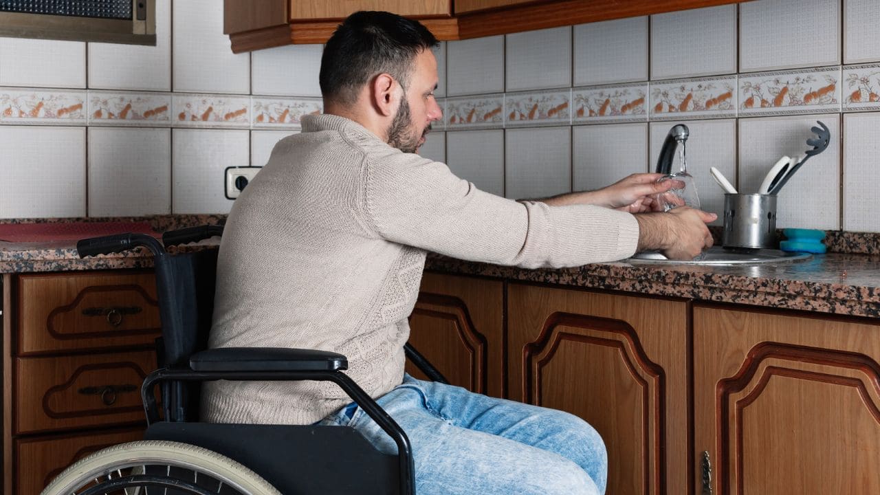 COCEMFE insta a que el Plan Estatal de Vivienda garantice el acceso a las personas con discapacidad