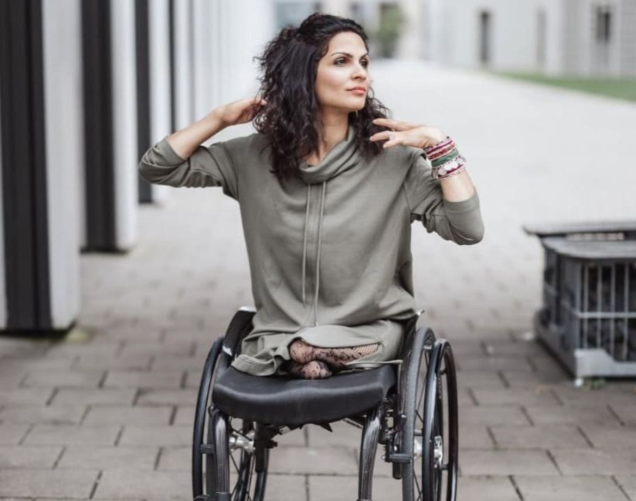 Hulya Marquardt, mujer con discapacidad que se ha convertido en un referente para miles de personas