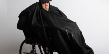 IDEMLAU, la marca de ropa adaptada a personas de movilidad reducida: "Vestirse también es una forma de libertad"