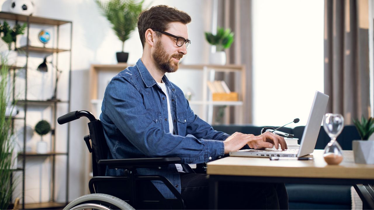 Cobrar el paro tras perder el derecho a cobrar una incapacidad permanente