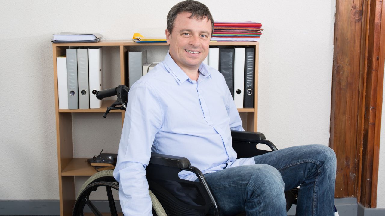 Cobrar el paro tras perder el derecho a cobrar una incapacidad permanente