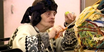 Judith Scott, mujer con síndrome de Down y sordera que hizo historia en el mundo del arte