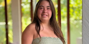 La emoción de Anna, joven con síndrome de Down, en su primer día de trabajo: "Todo lo que siempre soñé"