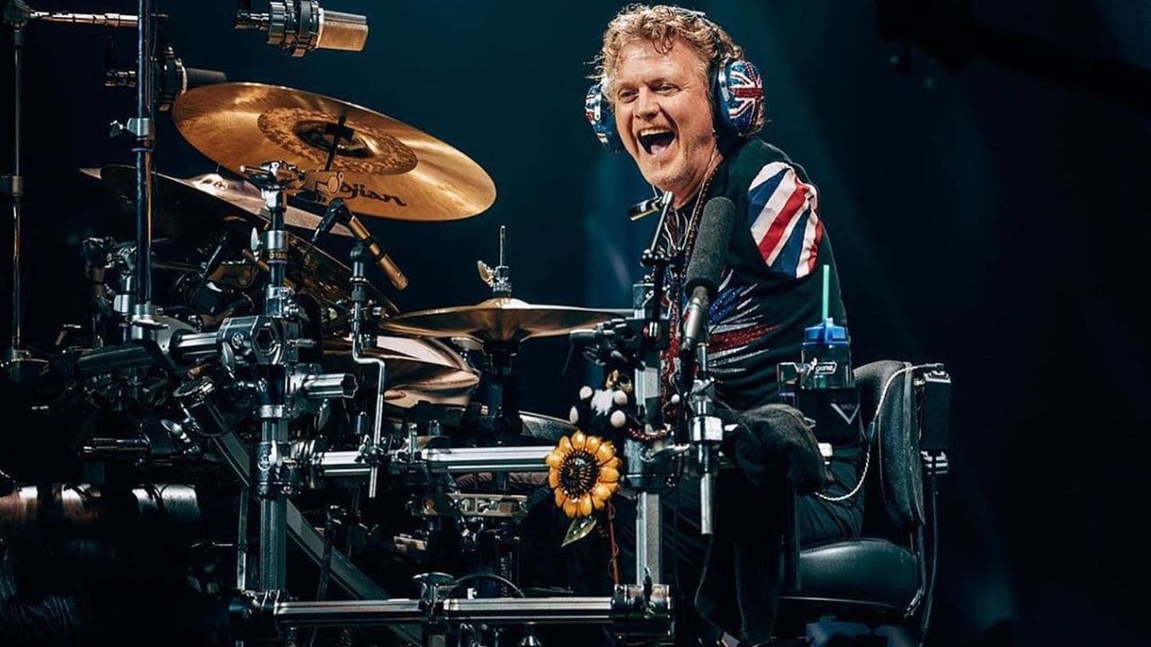 La exitosa carrera musical de Rick Allen, batería de ‘Def Leppard’ que perdió un brazo