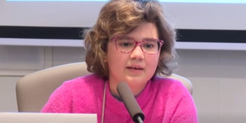 La innovadora terapia CAR-T que ha curado a Lucía de una leucemia tras catorce años de recaídas