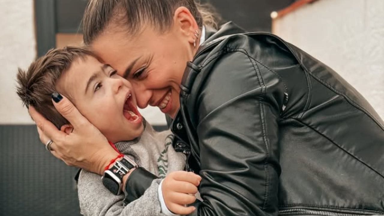 Lidia Lorenzo, madre de un niño con parálisis cerebral y síndrome de Down: «Vivir el presente es la mejor forma de cuidar el futuro»