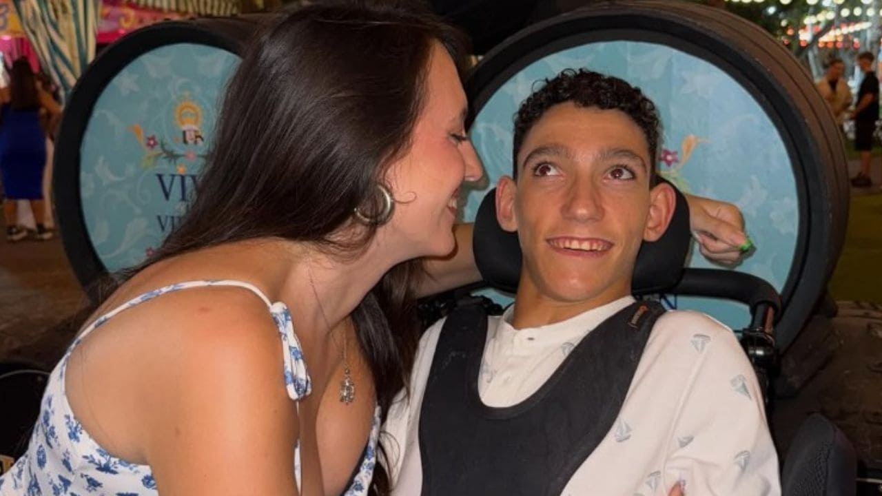 La reflexión de Marta con su hermano Luis, con parálisis cerebral: «Necesitáis una sociedad más inclusiva»