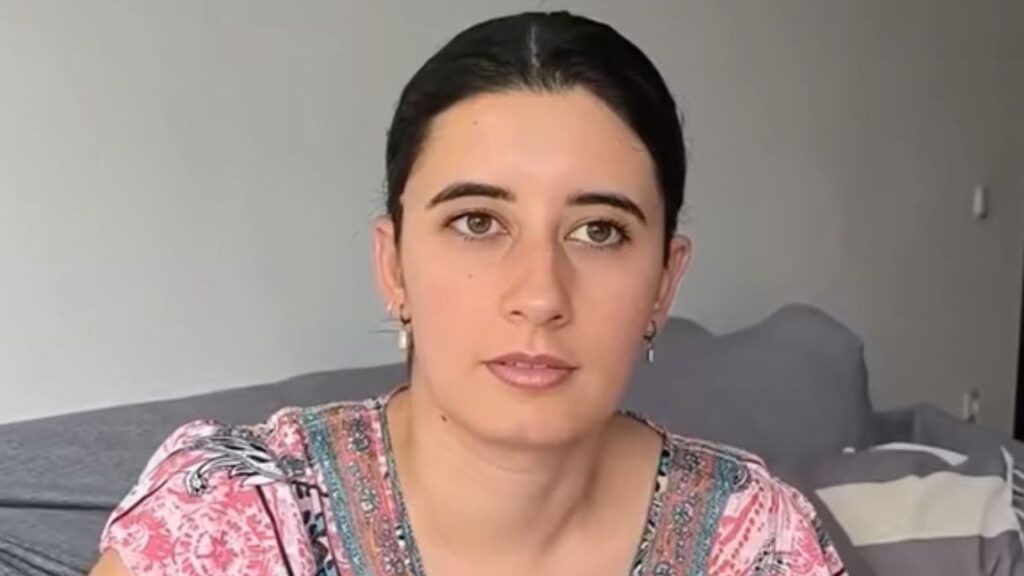 La vida de María Fernández, joven con discapacidad visual: Entre Sevilla y Barcelona para trabajar