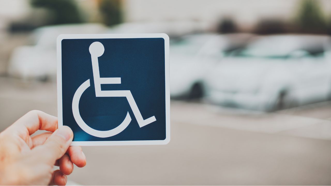 Un nuevo sistema para reducir el fraude de las tarjetas de aparcamiento PMR