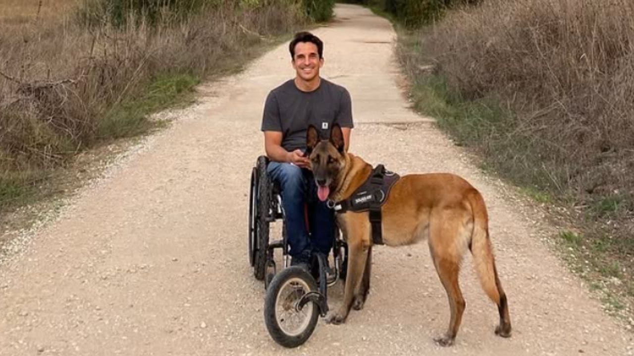 Pablo Tovar muestra cómo bajar una fuerte pendiente con una silla de ruedas