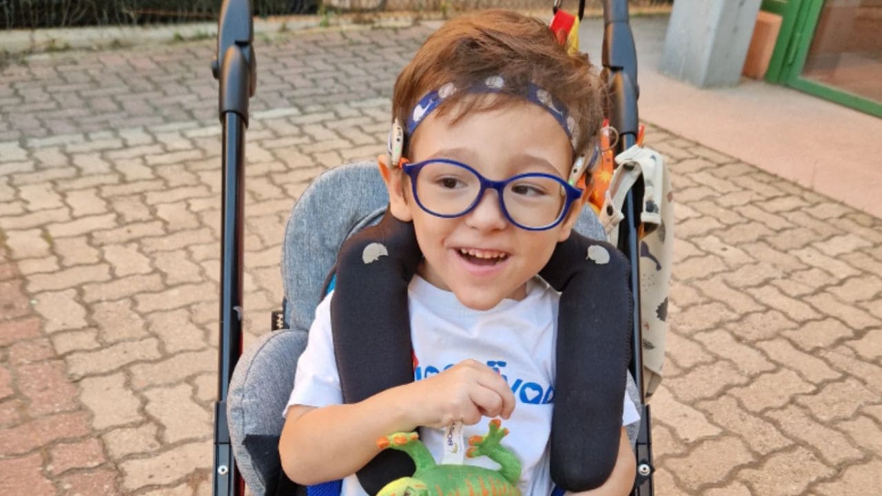 Súper Iván, niño con una discapacidad del 100%