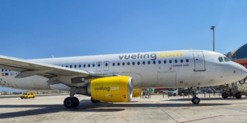 Vueling deberá pagar 1.500 euros de multa por negar el embarque a una pasajera en silla de ruedas en España