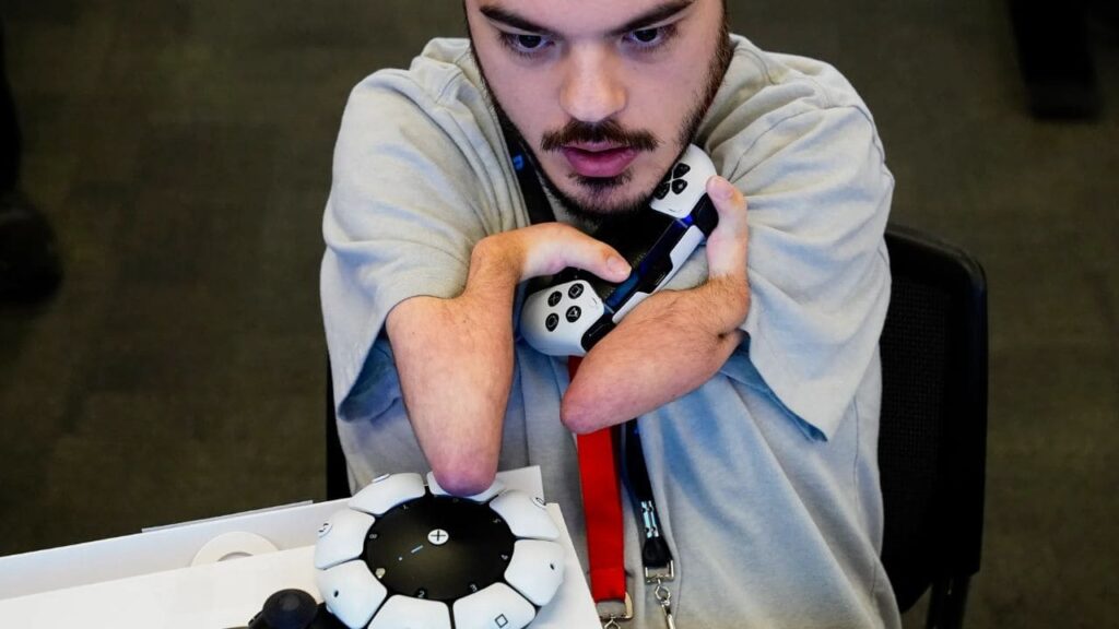 Así es el control accesible de SONY para que las personas con movilidad reducida puedan jugar a la PlayStation