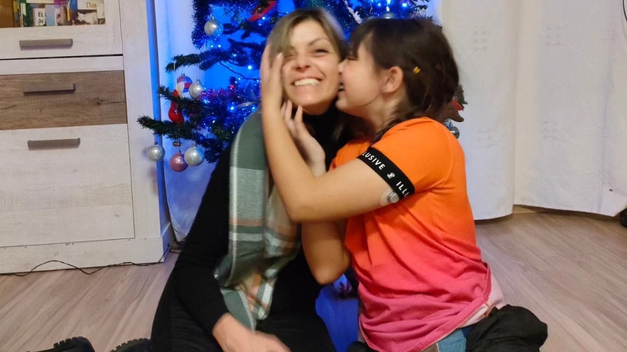 Ana Tormos, madre de una joven con diabetes tipo I: "Necesitas volver a aprender cada momento de tu vida"