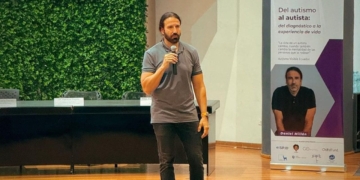Daniel Millán, psicólogo clínico especializado en autismo: "La verdadera barrera es el desconocimiento"