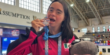 Dunia Camacho, nadadora mexicana con síndrome de Down