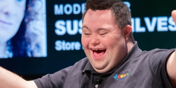 John Cronin se convierte en el primer emprendedor con síndrome de Down en la lista Forbes