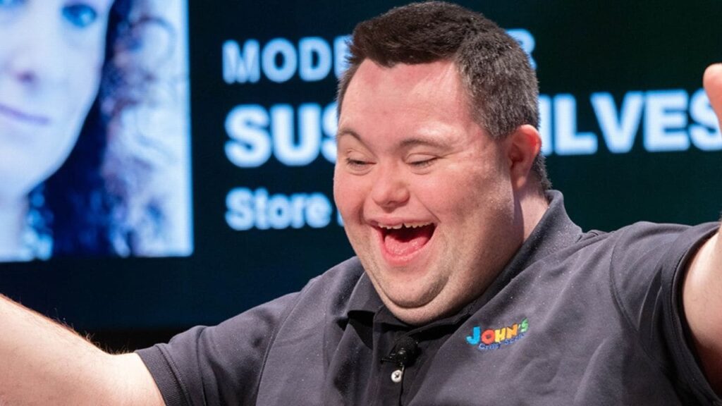 John Cronin se convierte en el primer emprendedor con síndrome de Down en la lista Forbes