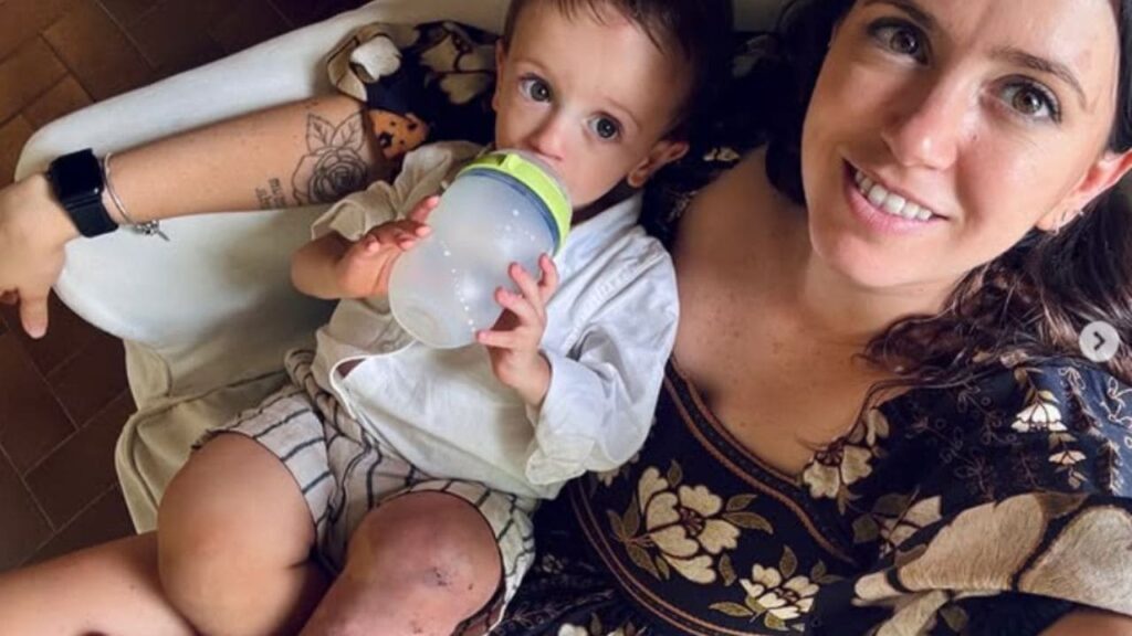 La dosis de resiliencia y esperanza de la familia de Vicente, un pequeño que nació con el síndrome de Cloves