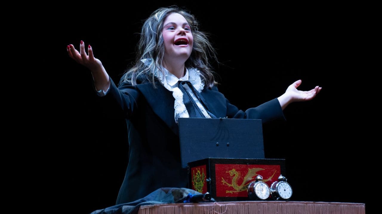 Mágica Gilly, ilusionista con síndrome de Down