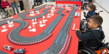 Scalextric adaptado en el Hospital Nacional de Parapléjicos