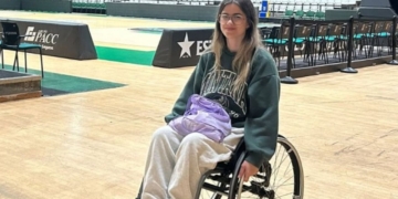 Marta Sevilla, joven con discapacidad silla de ruedas