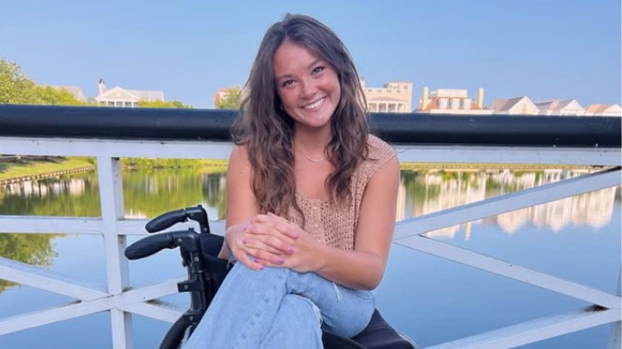 Sydney Fowler, joven con lesión medular y creadora de su marca de ropa: "Las cosas pasan para ti, no te pasan a ti"