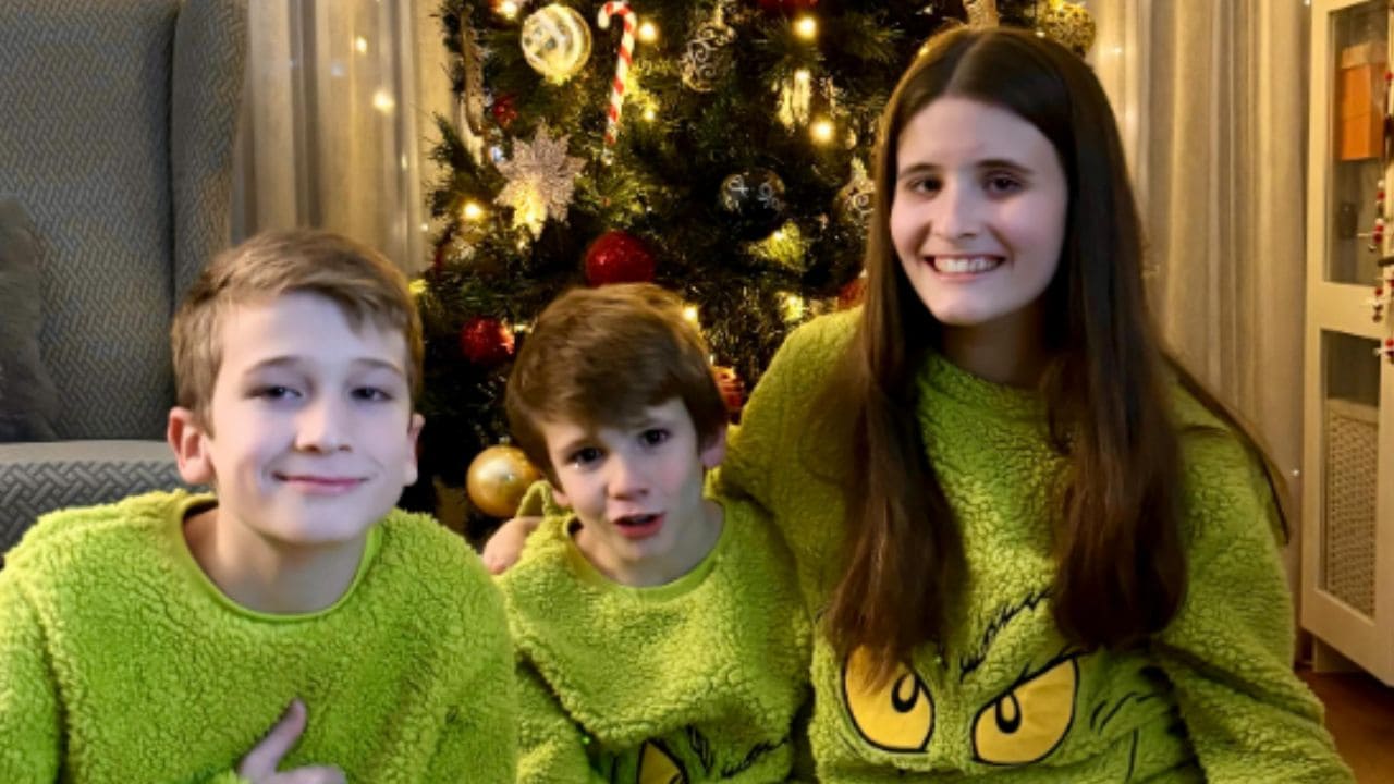 Carolina, Hugo y Dani, tres hermanos diagnosticados con Ataxia de Friedreich