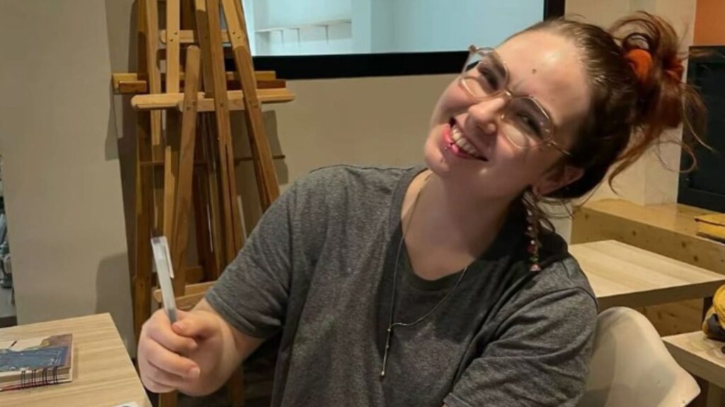 Una joven con autismo denuncia la falta de adaptaciones en la Universidad: «Mis derechos se están vulnerando»