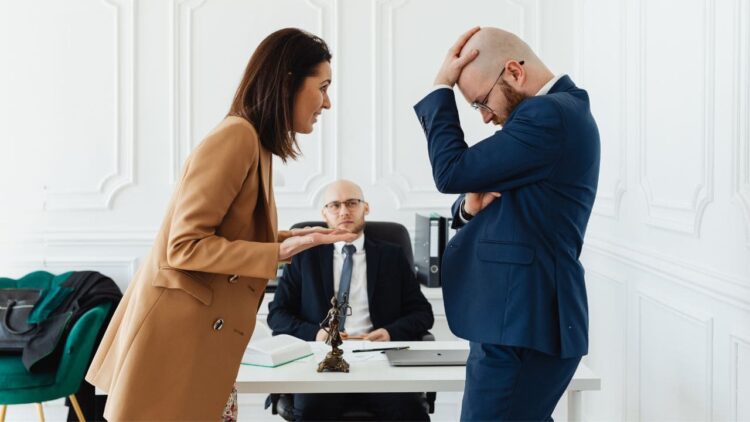 Como se reparte la herencia entre hermanos según el código civil