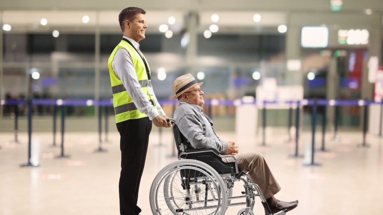 Conoce cuáles son las funciones de los asistentes PMR en los aeropuertos