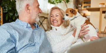 El IMSERSO aclara la posibilidad sobre que los jubilados viajen acompañados de sus mascotas