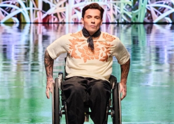 Esteban Chavarría: encontrar en la pasarela el espacio para visibilizar la discapacidad en silla de ruedas