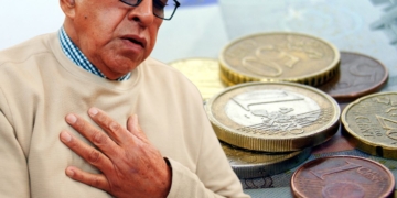 Estos son los supuestos en 2026 en los que una pensión puede ser suspendida o modificada