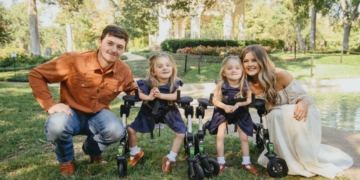 Hazel y Hadley, dos gemelas unidas por la Atrofia Muscular Espinal: "Mi mejor amiga de por vida"