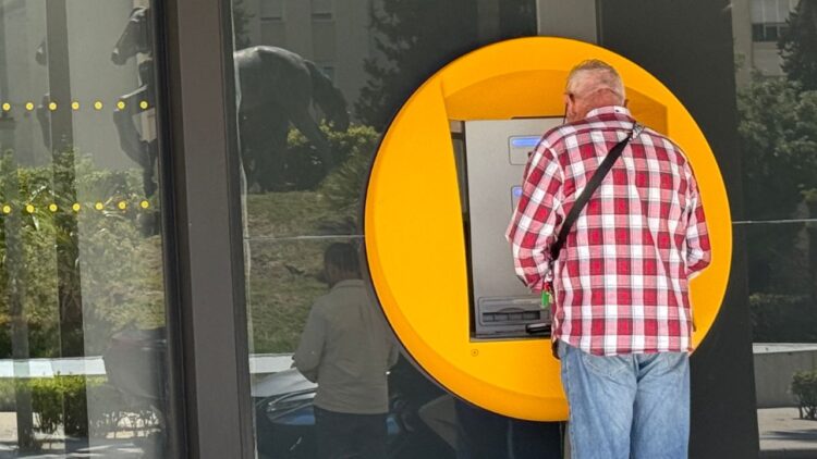 Incapacidad permanente total requisito para aumentar un 20% la pensión adicional sobre la base reguladors