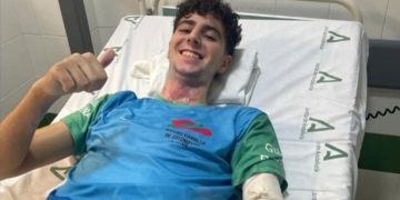 Jesús Cordón, superviviente de una descarga eléctrica que ha creado su propia marca de ropa