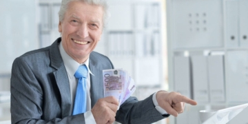 Beneficios por retrasar la jubilación en España en 2026