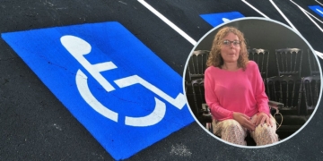 Montse Font, divulgadora de accesibilidad, denuncia una plaza PMR no apta para una persona en silla de ruedas