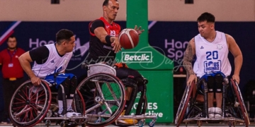 Nelson Solórzano, jugador con discapacidad de baloncesto en silla de ruedas